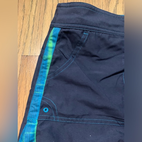 The north face skort size 10 - Picture 3 of 7